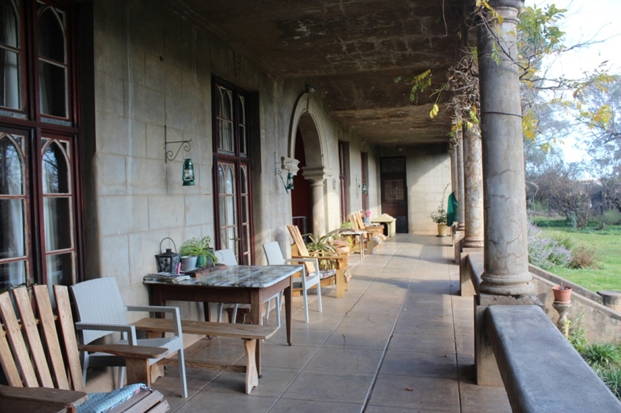 6 Bedroom Property for Sale in Aliwal North Eastern Cape